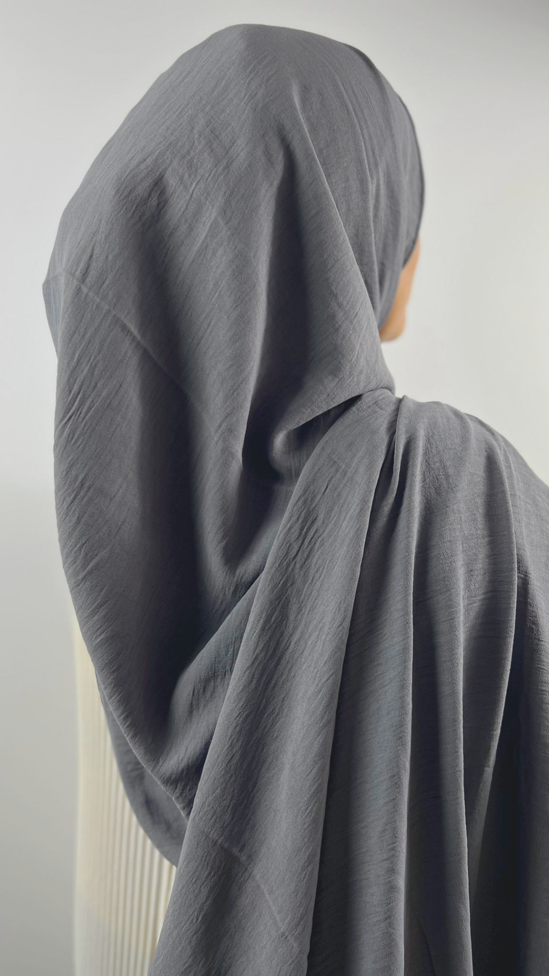 NOMAD hijab - Slate Grey
